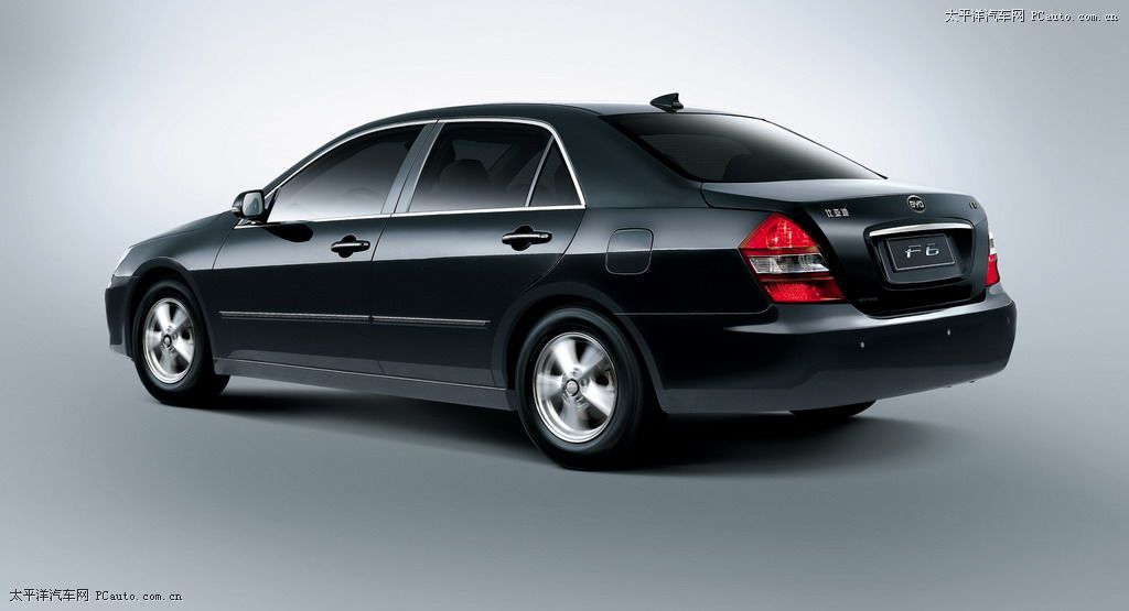 比亞迪F6車(chē)展高清大圖