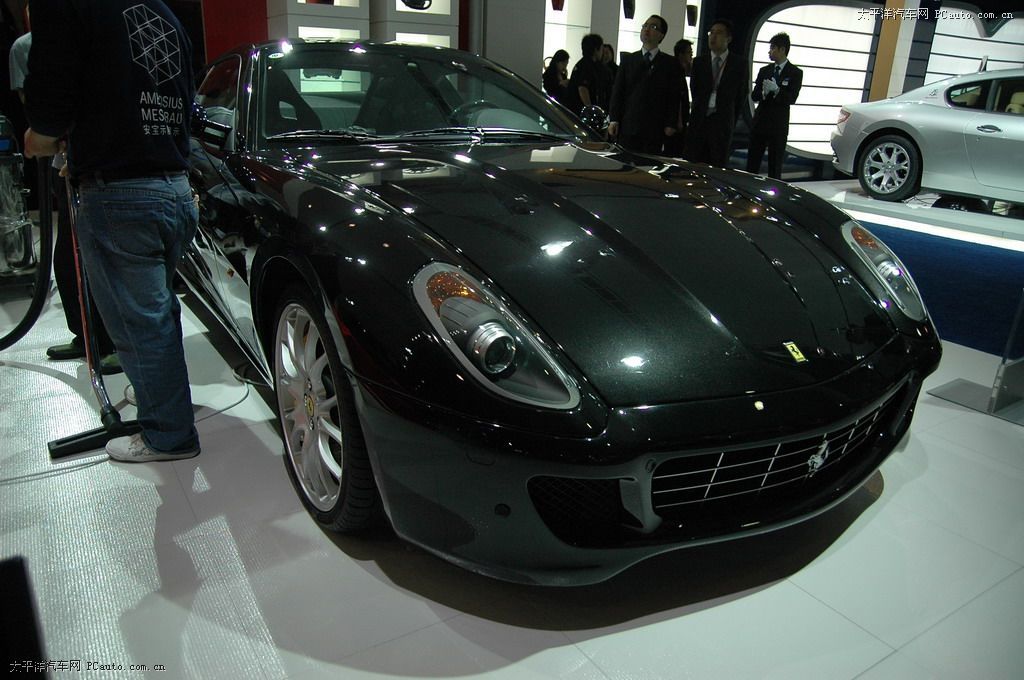 法拉利599車展高清大圖