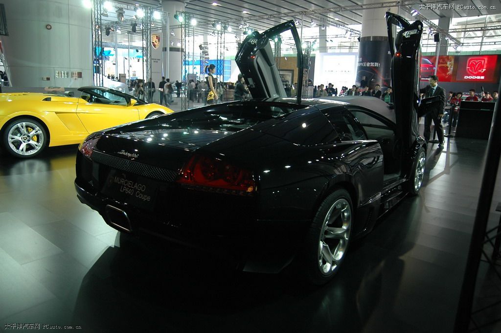 蝙蝠Murcielago車展高清大圖