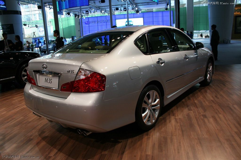 英菲尼迪M車展高清大圖