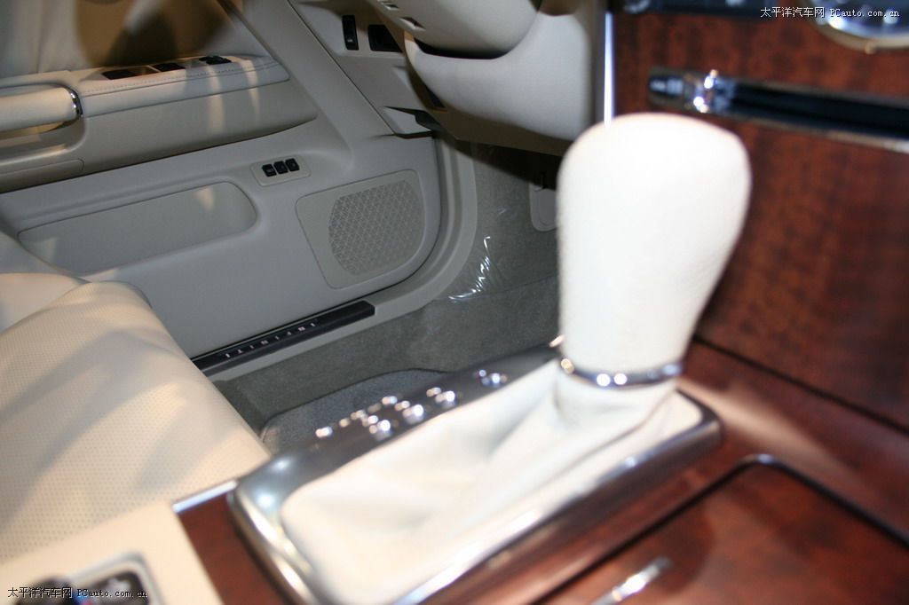 英菲尼迪M車展高清大圖