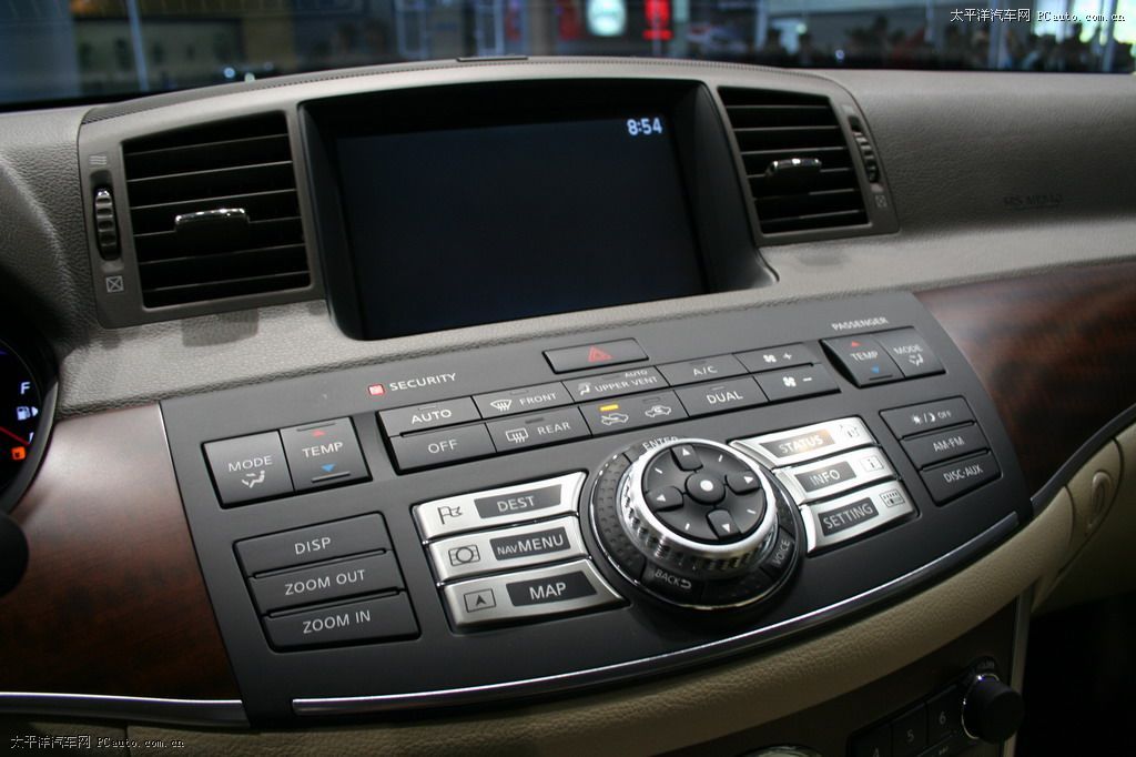 英菲尼迪M車展高清大圖