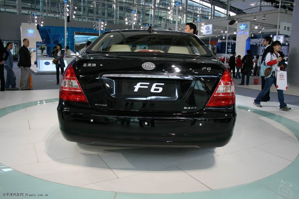 比亞迪F6車展高清大圖