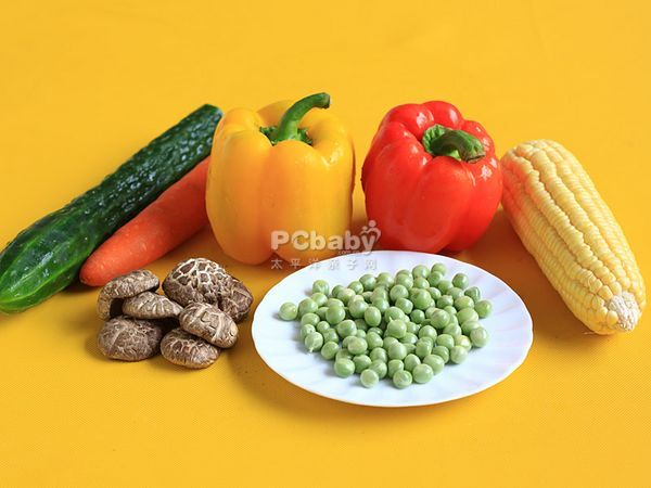 五彩炒豌豆的做法 五彩炒豌豆的家常做法 五彩炒豌豆怎么做好吃 孕期食谱推荐